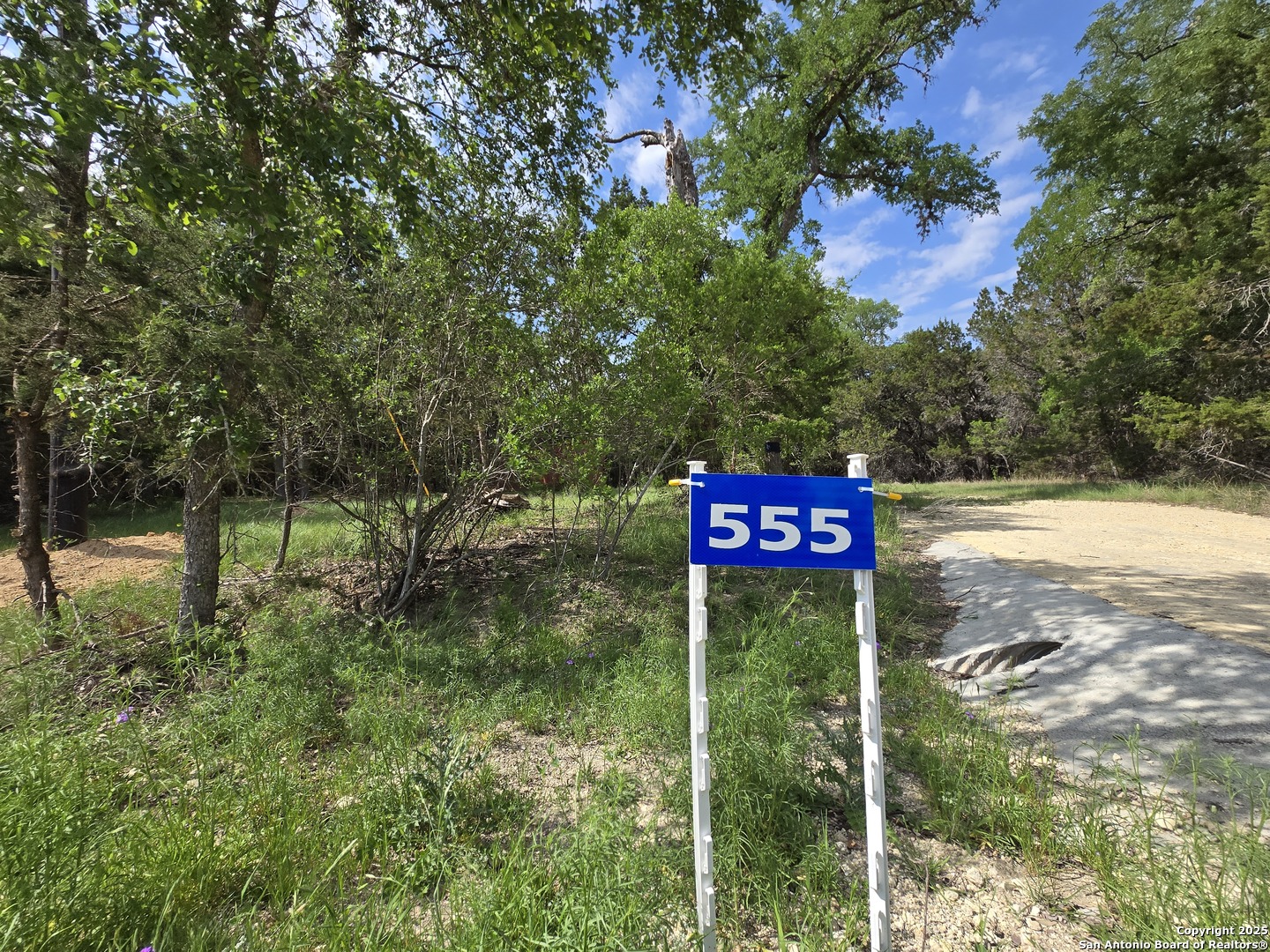 555 Iroquois Trail Bandera TX 78003