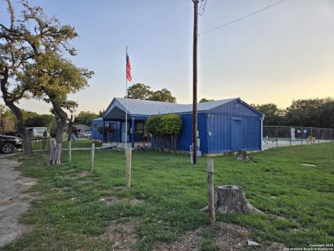 555 Iroquois Trail Bandera TX 78003