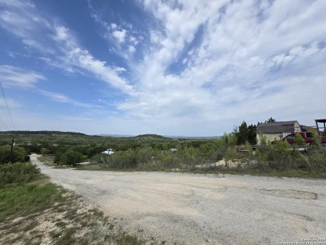 555 Iroquois Trail Bandera TX 78003