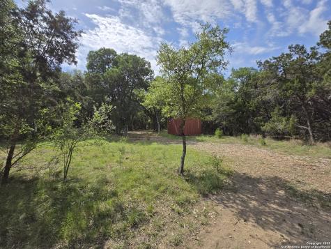 555 Iroquois Trail Bandera TX 78003