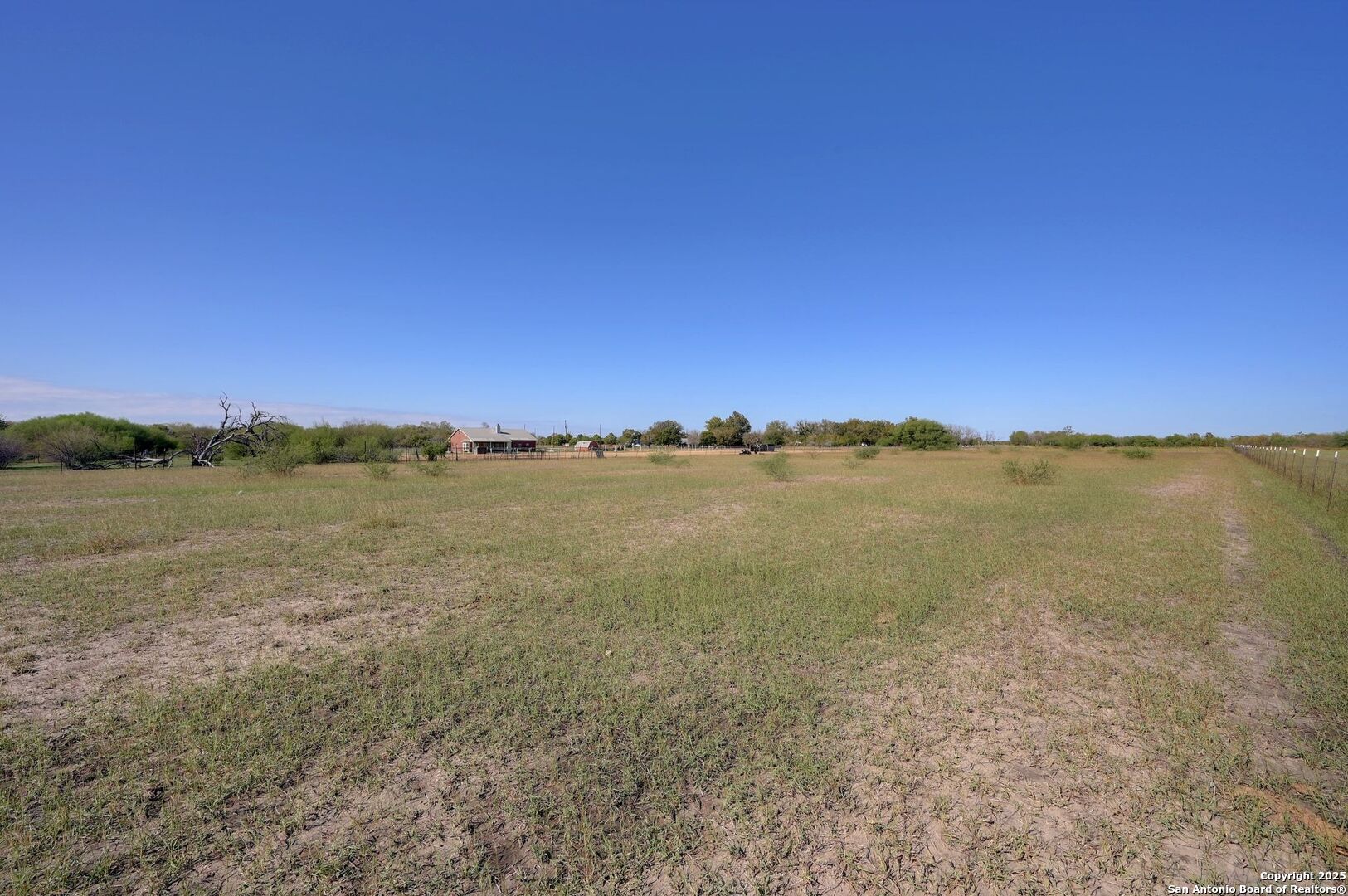 Tbd Cr 5718 E Natalia TX 78059