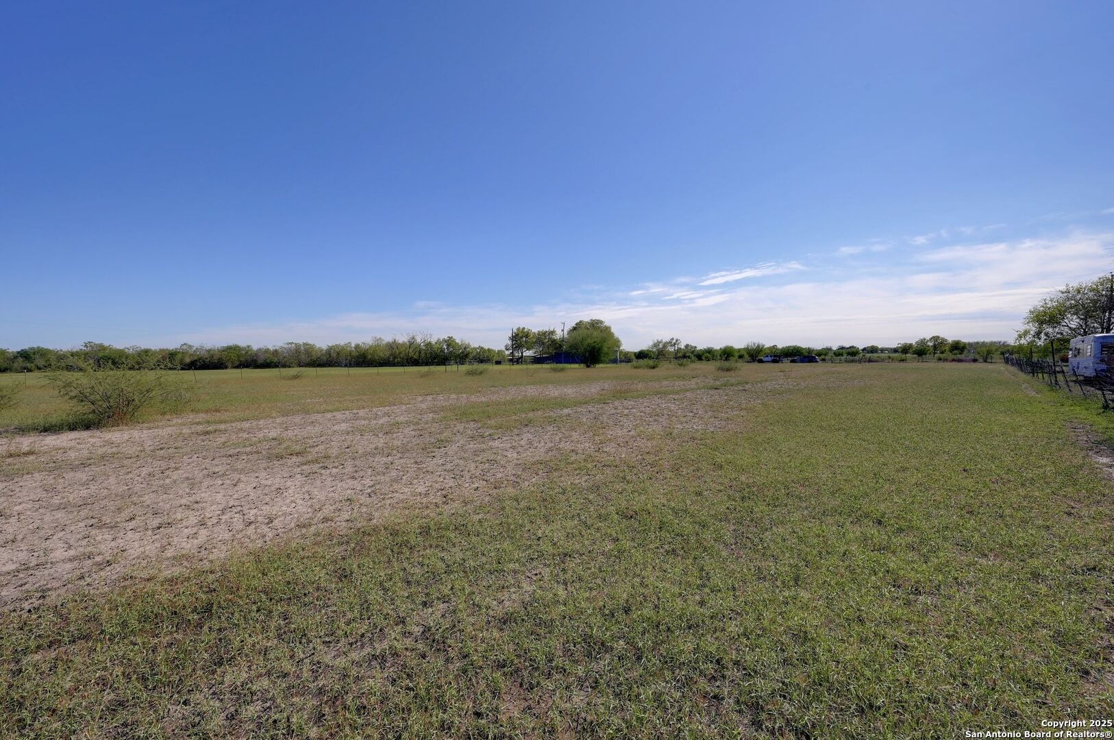 Tbd Cr 5718 E Natalia TX 78059