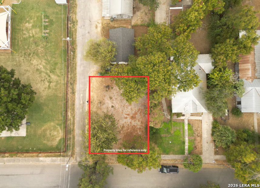 118 E Mesquite Street Uvalde TX 78801
