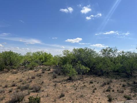 0 Carroll Road Dilley TX 78017