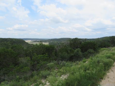 0 Hilltop Loop Lakehills TX 78063