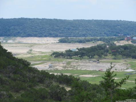 0 Hilltop Loop Lakehills TX 78063