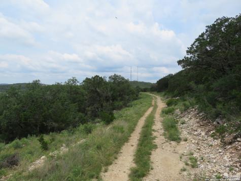 0 Hilltop Loop Lakehills TX 78063