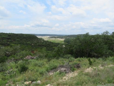 0 Hilltop Loop Lakehills TX 78063
