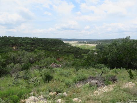 0 Hilltop Loop Lakehills TX 78063