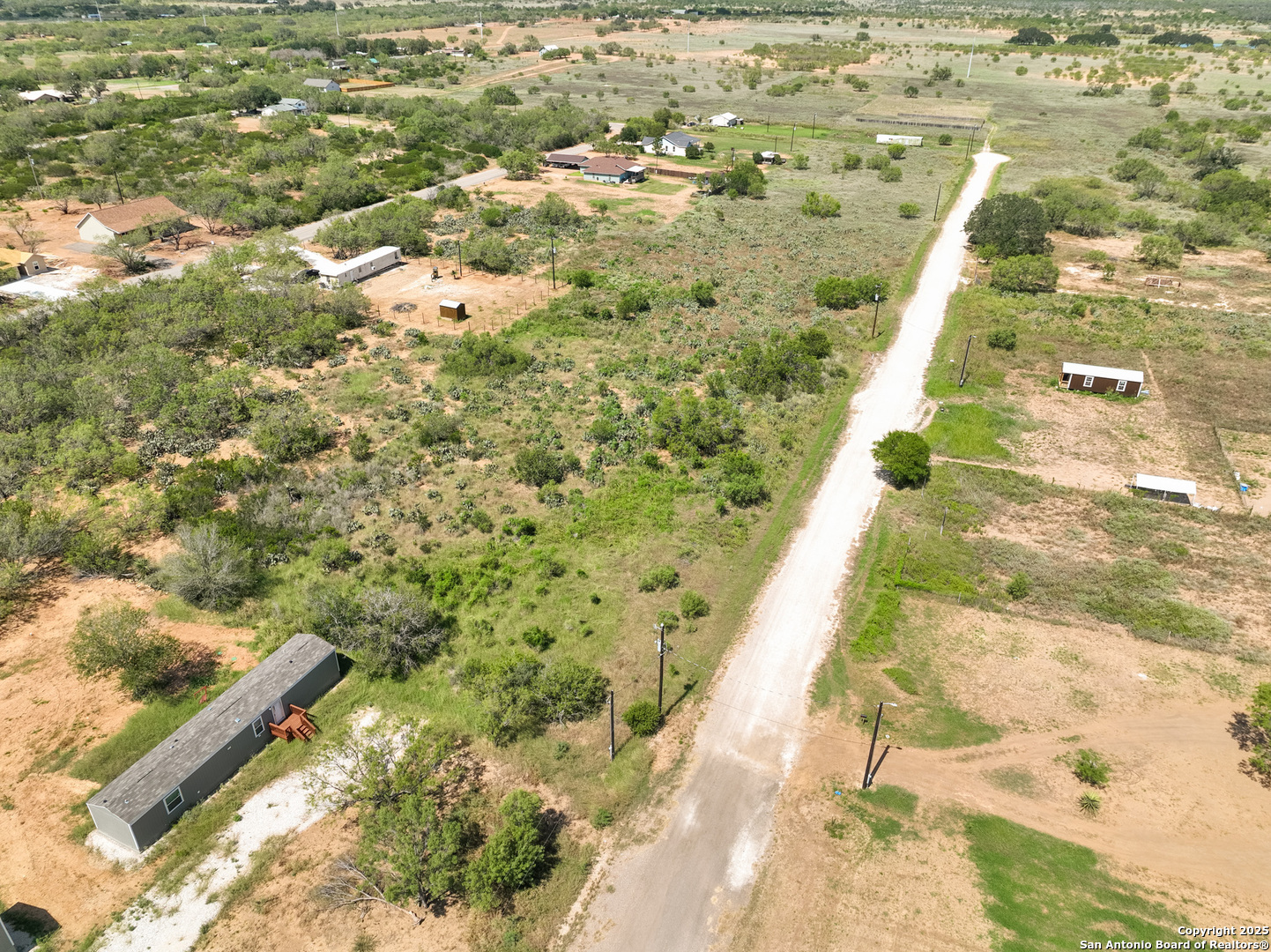 311 County Road 1647 Moore TX 78057