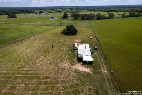 3721 Schuettig Road Poteet TX 78065