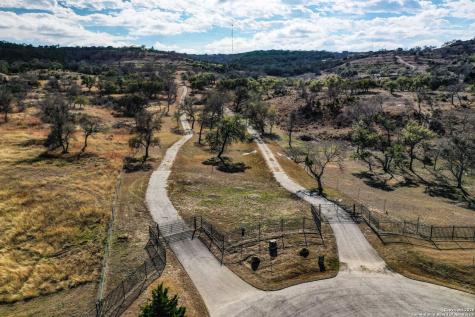 90 Vista Real Boerne TX 78006