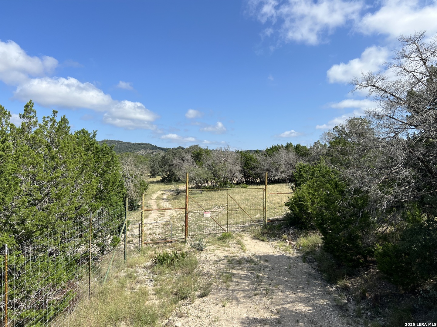 145 E Hunter Pipe Creek TX 78063