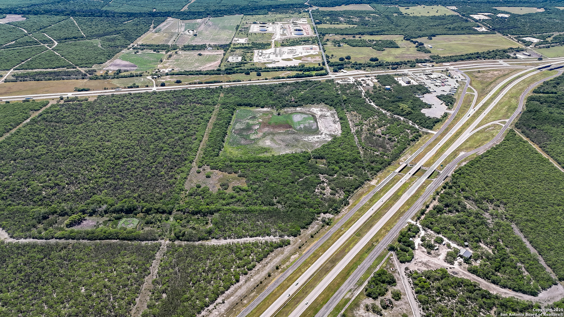 6266 Highway 281 Three Rivers TX 78071