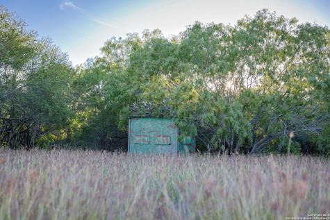 6266 Highway 281 Three Rivers TX 78071