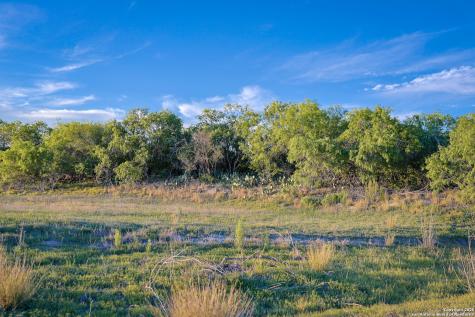 6266 Highway 281 Three Rivers TX 78071