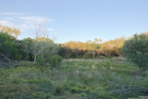 6266 Highway 281 Three Rivers TX 78071
