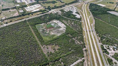 6266 Highway 281 Three Rivers TX 78071