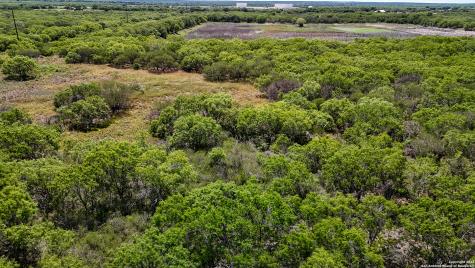 6266 Highway 281 Three Rivers TX 78071