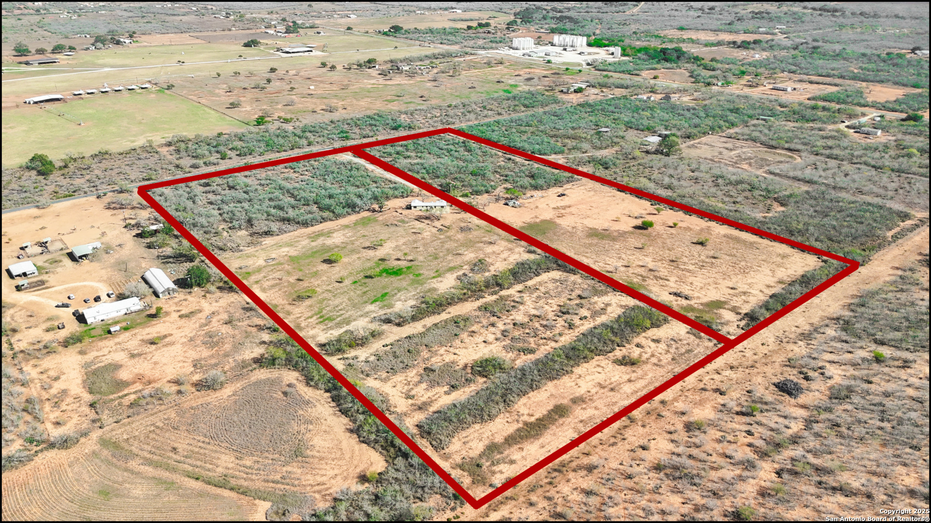 12 Acres County Road 307 Jourdanton TX 78026
