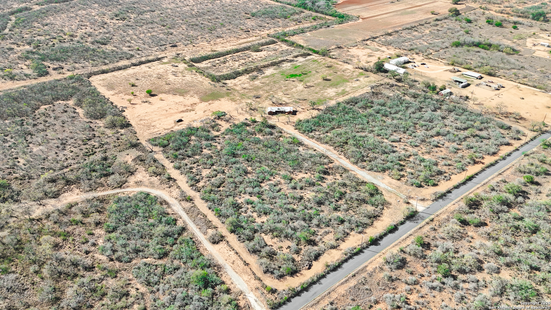 12 Acres County Road 307 Jourdanton TX 78026
