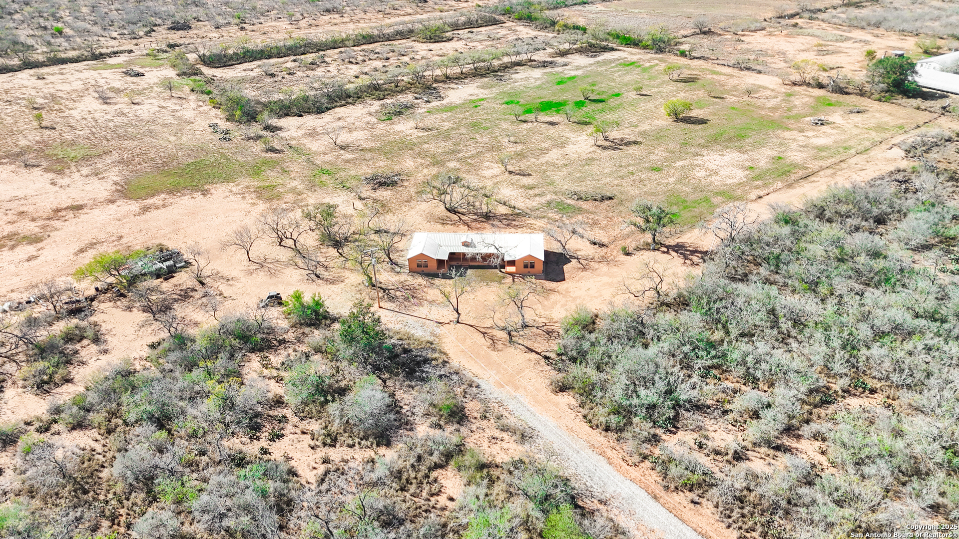 12 Acres County Road 307 Jourdanton TX 78026