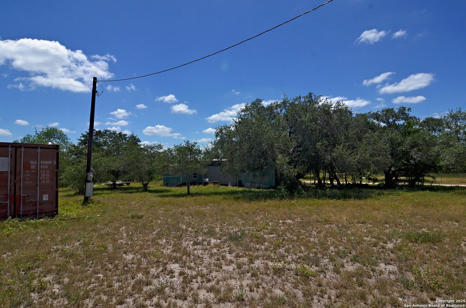 1641 Charco Beeville TX 78102