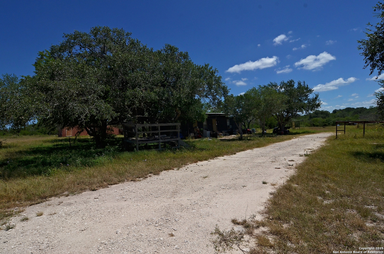 1641 Charco Beeville TX 78102