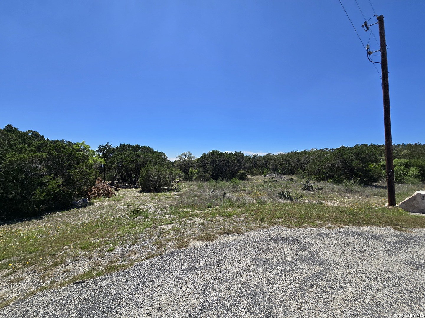 102 County Road 2732 Mico TX 78056