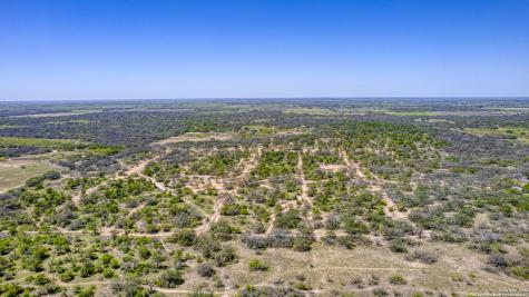 2731 County Road 770 Natalia TX 78059