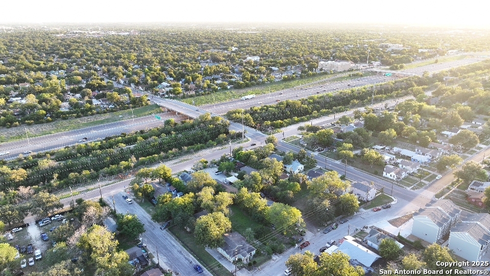 1318 Essex San Antonio TX 78210
