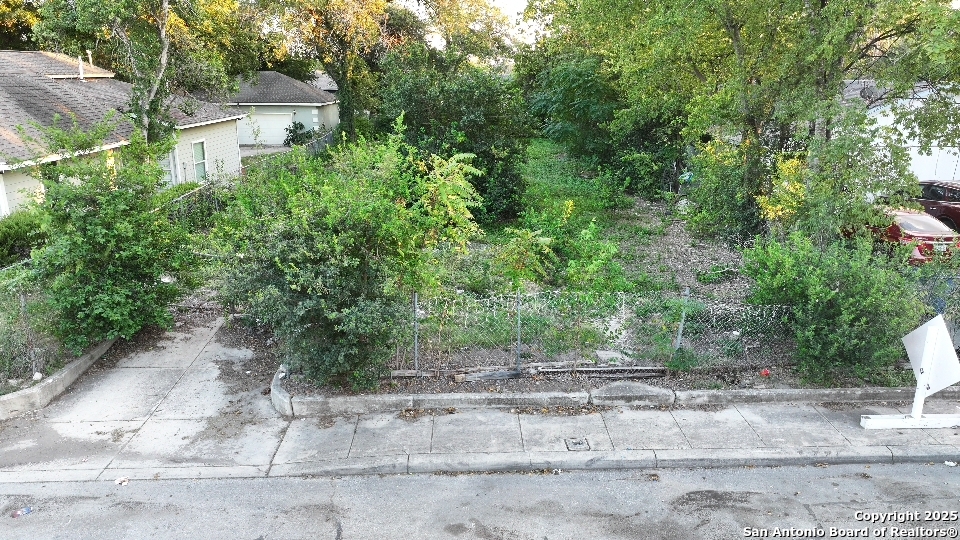 1318 Essex San Antonio TX 78210