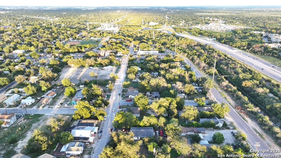 1318 Essex San Antonio TX 78210