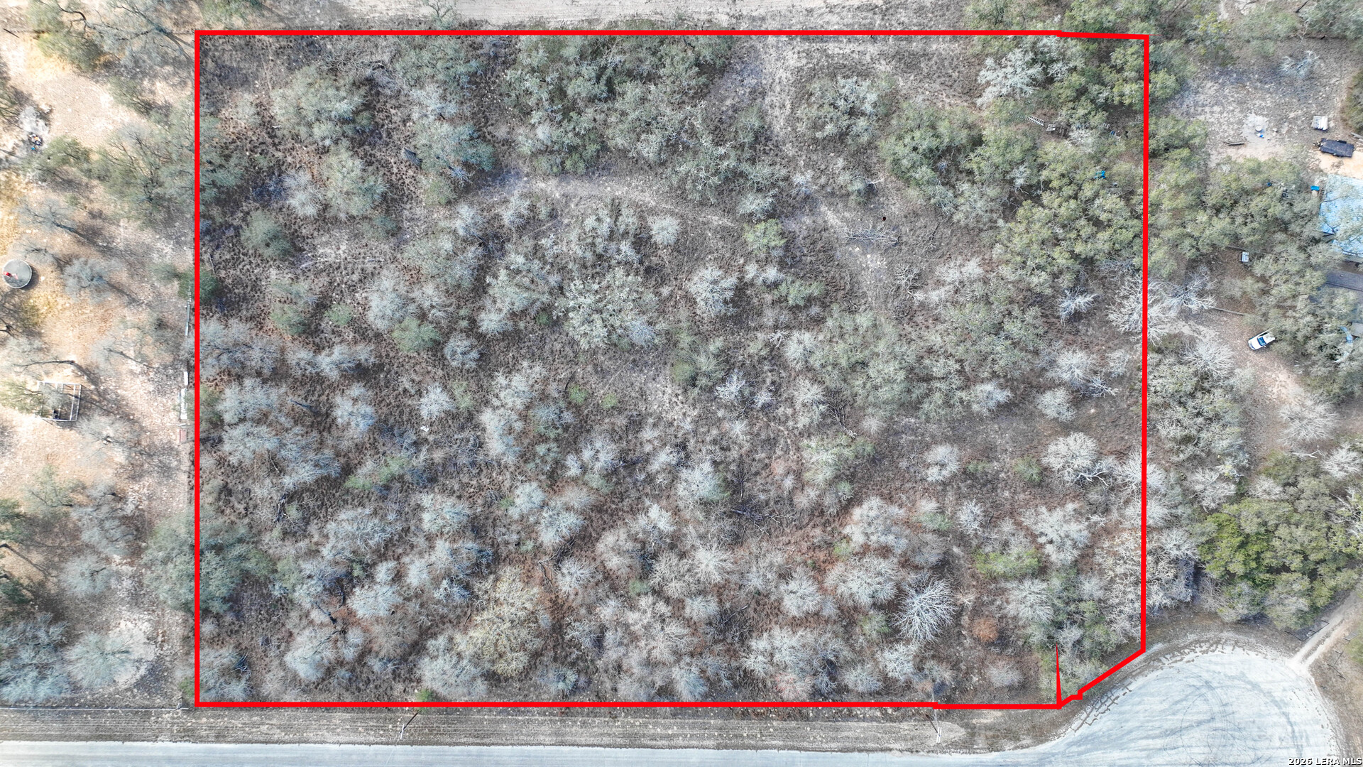 20 Clear Lake Loop Poteet TX 78065