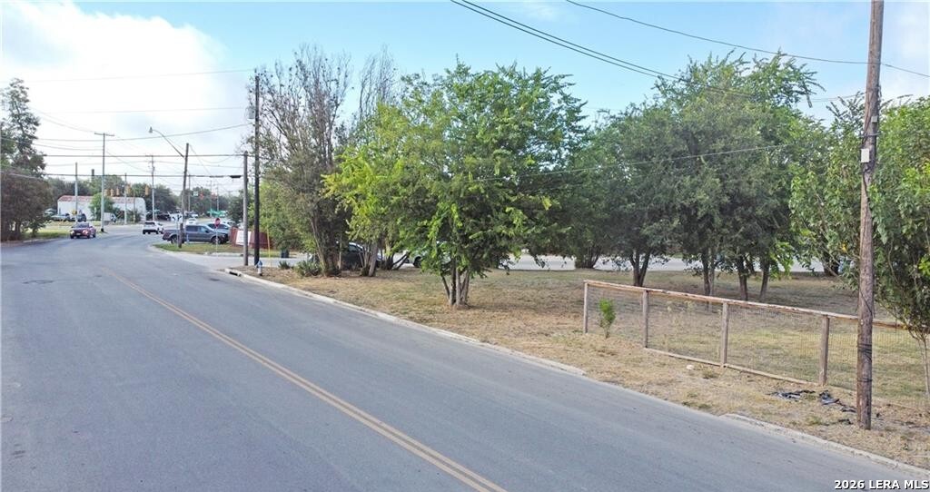 962 S Castell Avenue New Braunfels TX 78130