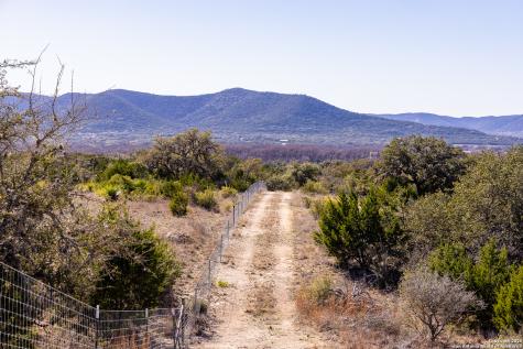 2800 Little Dry Frio Road Rio Frio TX 78879