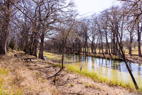 2800 Little Dry Frio Road Rio Frio TX 78879