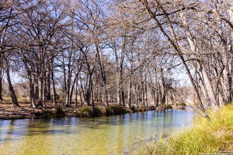 2800 Little Dry Frio Road Rio Frio TX 78879