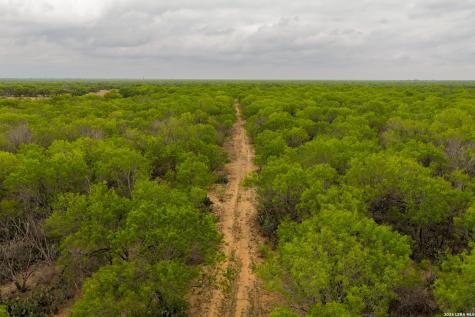 6 Fm 1581 Pearsall TX 78061