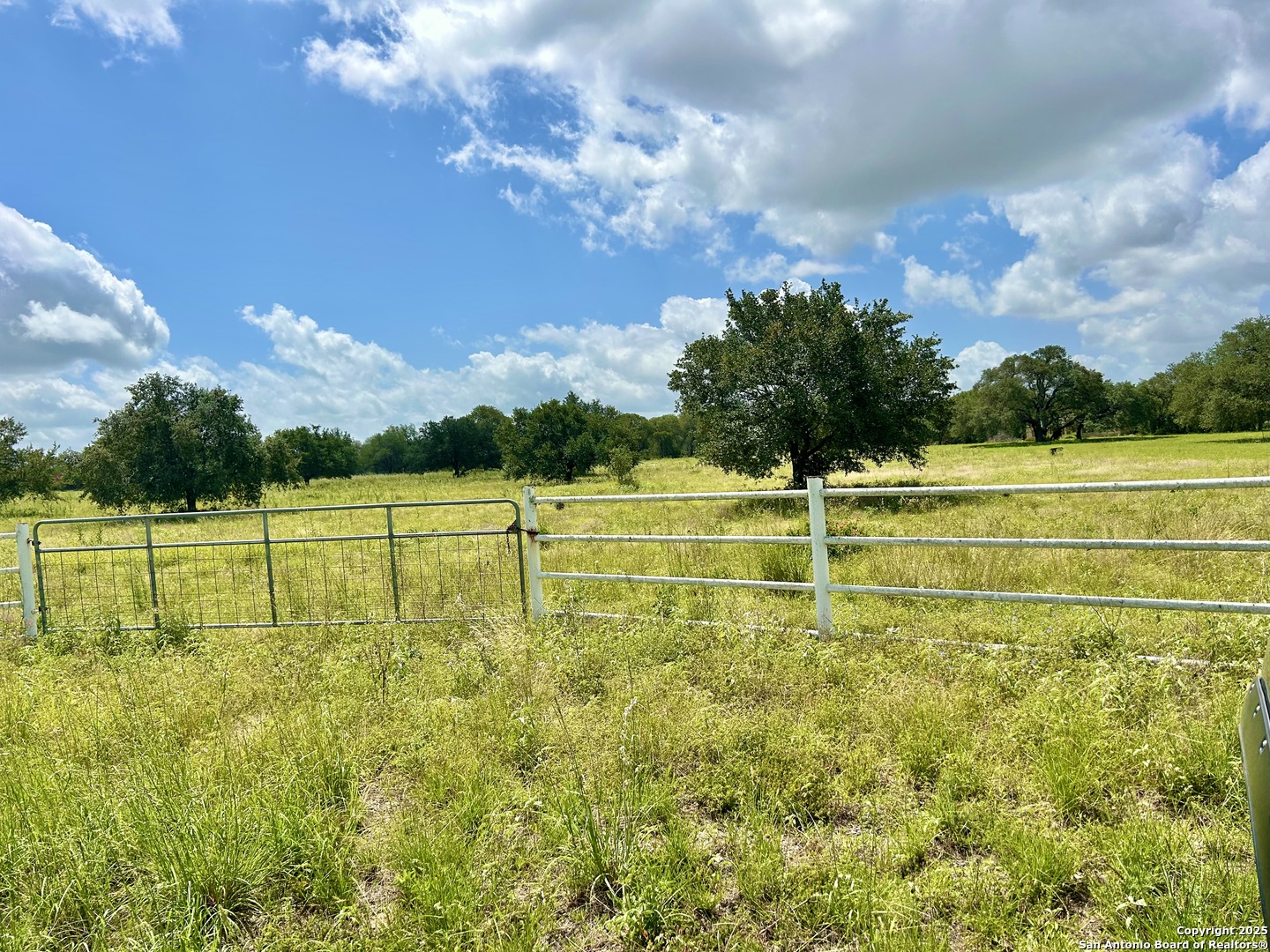 3200 N Ih 35 Natalia TX 78059