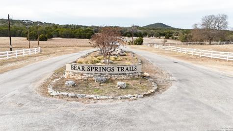 359 Bear Springs Trail Pipe Creek TX 78063