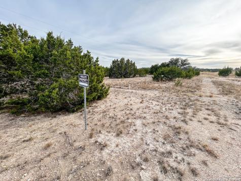 359 Bear Springs Trail Pipe Creek TX 78063