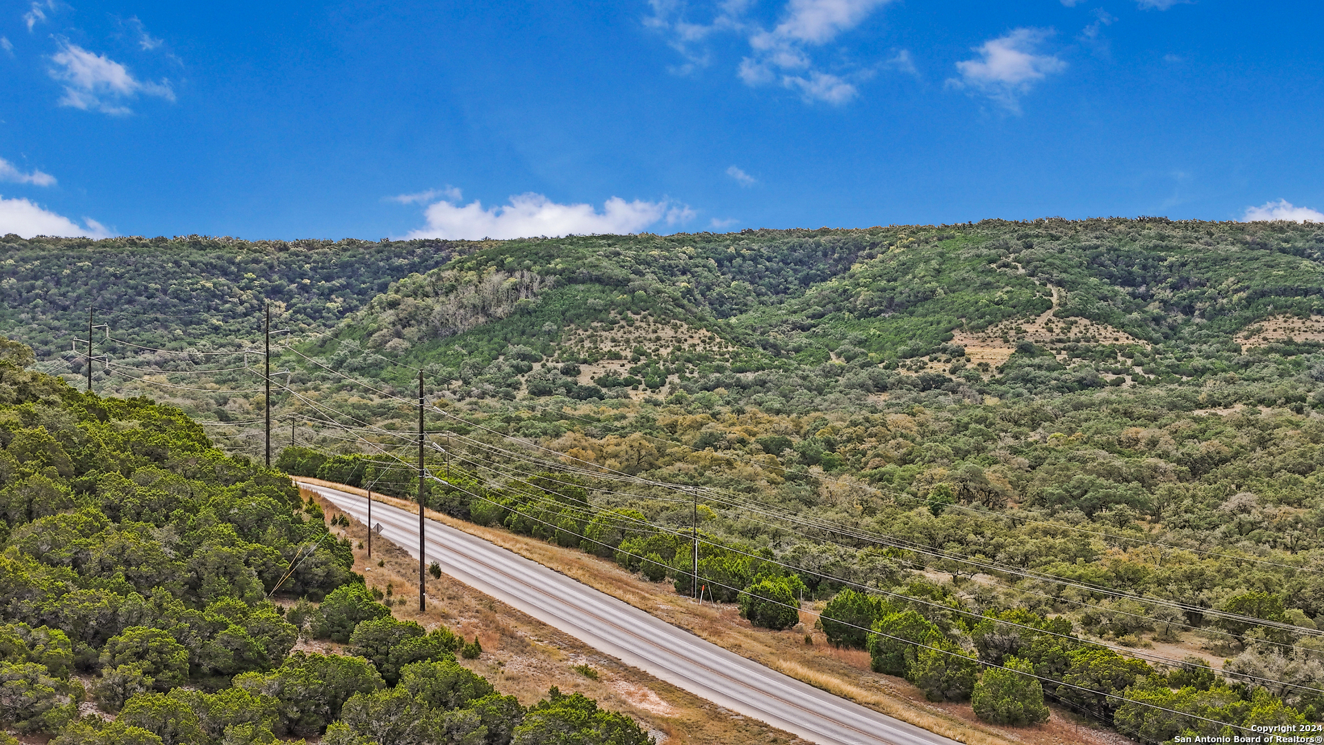 1271 Rockmoor Canyon Lake TX 78133