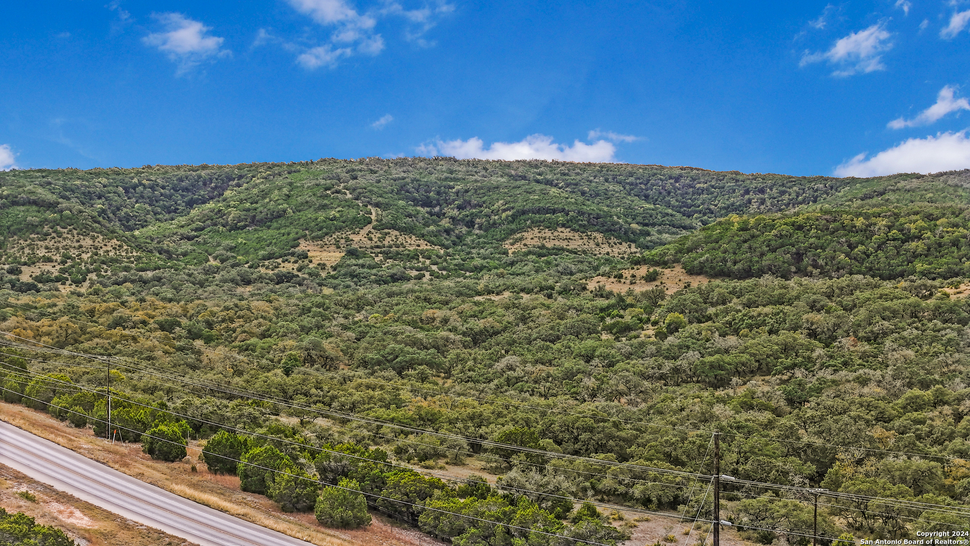 1271 Rockmoor Canyon Lake TX 78133