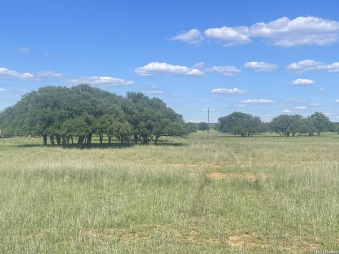 5850 Ranch Road 385 London TX 76854