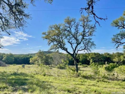6493 S State Highway 173 Bandera TX 78003