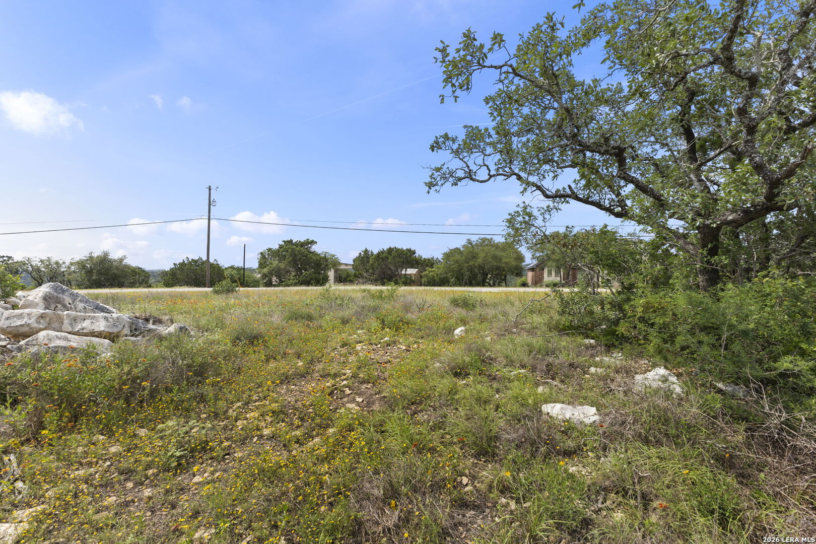 405 County Road 2744 Mico TX 78056