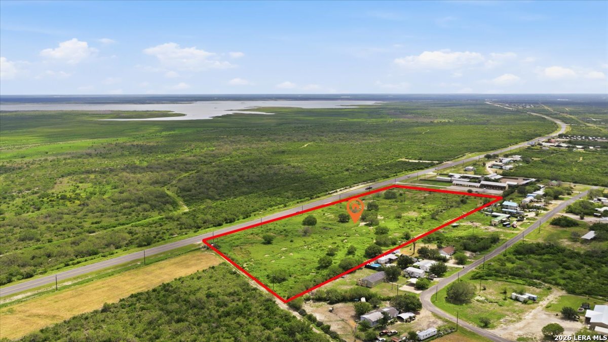 3187 Highway 72 Three Rivers TX 78071