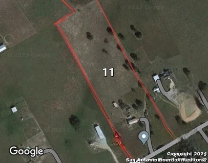 1208 County Road 317 La Vernia TX 78121