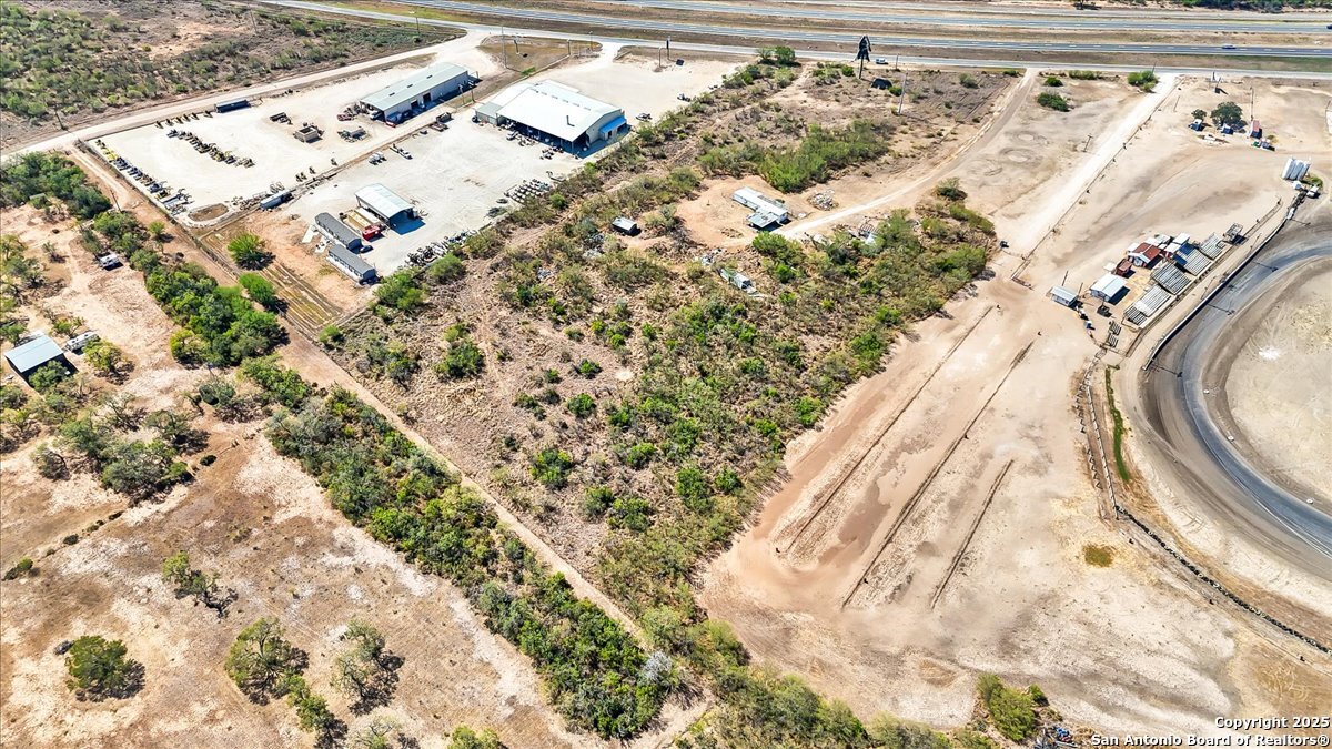 215859 Ih 37 Pleasanton TX 78064